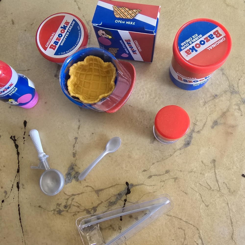 Miniverse Make It Mini Treats Bazooka